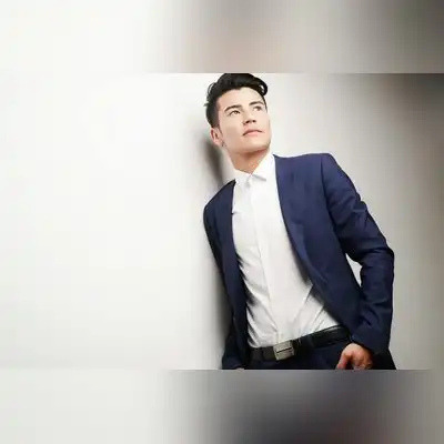 周骁